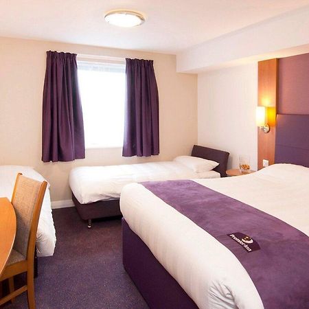 Premier Inn بيرنلي المظهر الخارجي الصورة